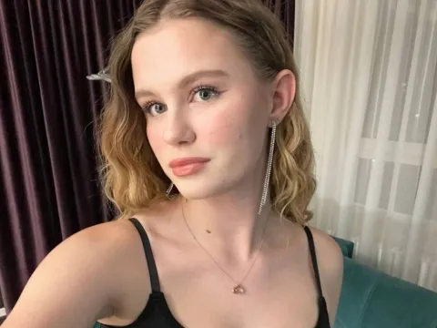 QueenieBurtt